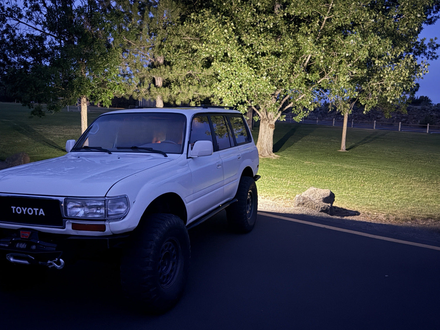 80 SERIES LANDCRUISER BACK UP LIGHT HOUSINGS